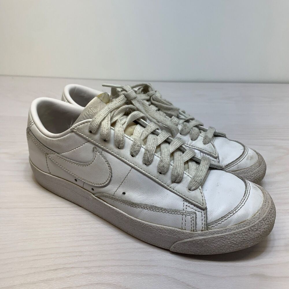 Nike Womens Blazer Low 77 DC4769-101 White Casual Shoes Sneakers Size 7